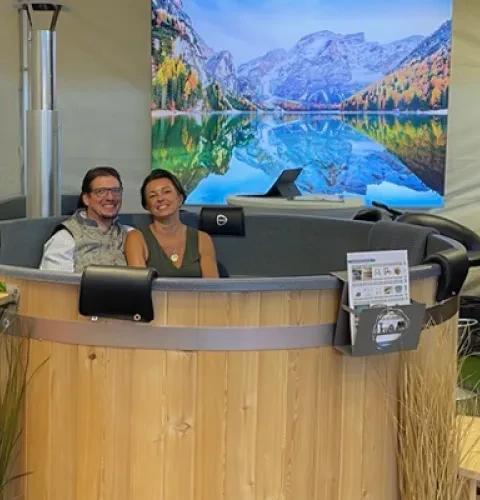 AdventureSPA har vuxit stadigt sedan företaget startade som återförsäljare av Kiramis badtunnor 2011| Kirami