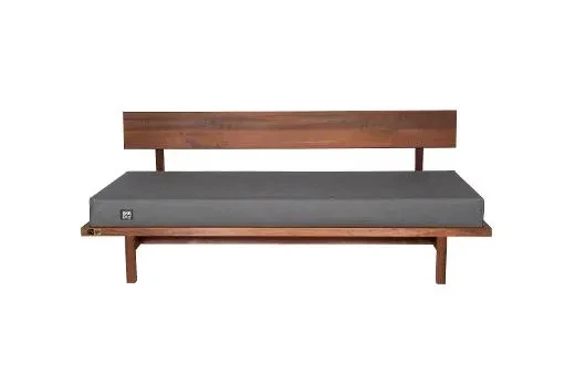 The Kirami FinVision® -sofa backrest is a clever accessory.