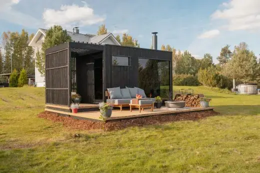 Roasty Boss pot used as fireplace and a grill.