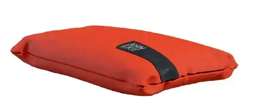 The cushions are easy to attach to the Kirami FinVision® -headrest