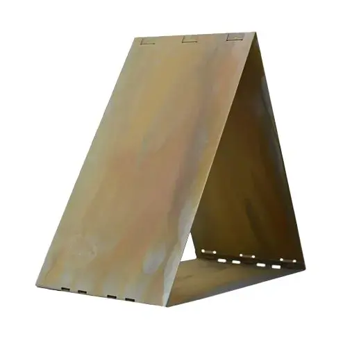 Triholdy can be used as a planting pool, space divider, firewood rack or shelf.