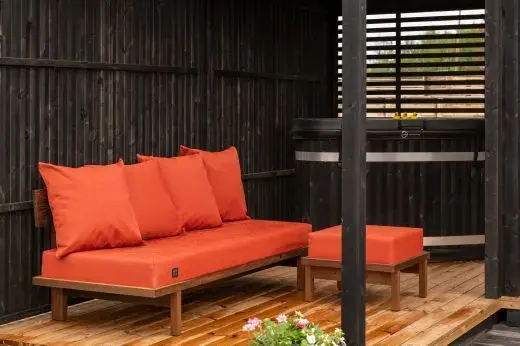 Kirami FinVision® -sofa set Misty includes sofa, ottoman and tray.